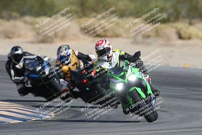 media/Nov-16-2025-Race Pace (Sun) [[8c5fa54630]]/Non Verified Riders (1st 20 Minutes)/2-Turn 10 (1010am)/